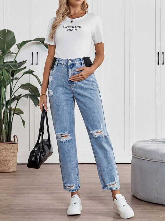 Light Blue Cropped Maternity Denim Jeans – High-Waisted Regular Fit Straight Leg Jeans with Pockets and Zipper Fly for Casual, Office, and Streetwear