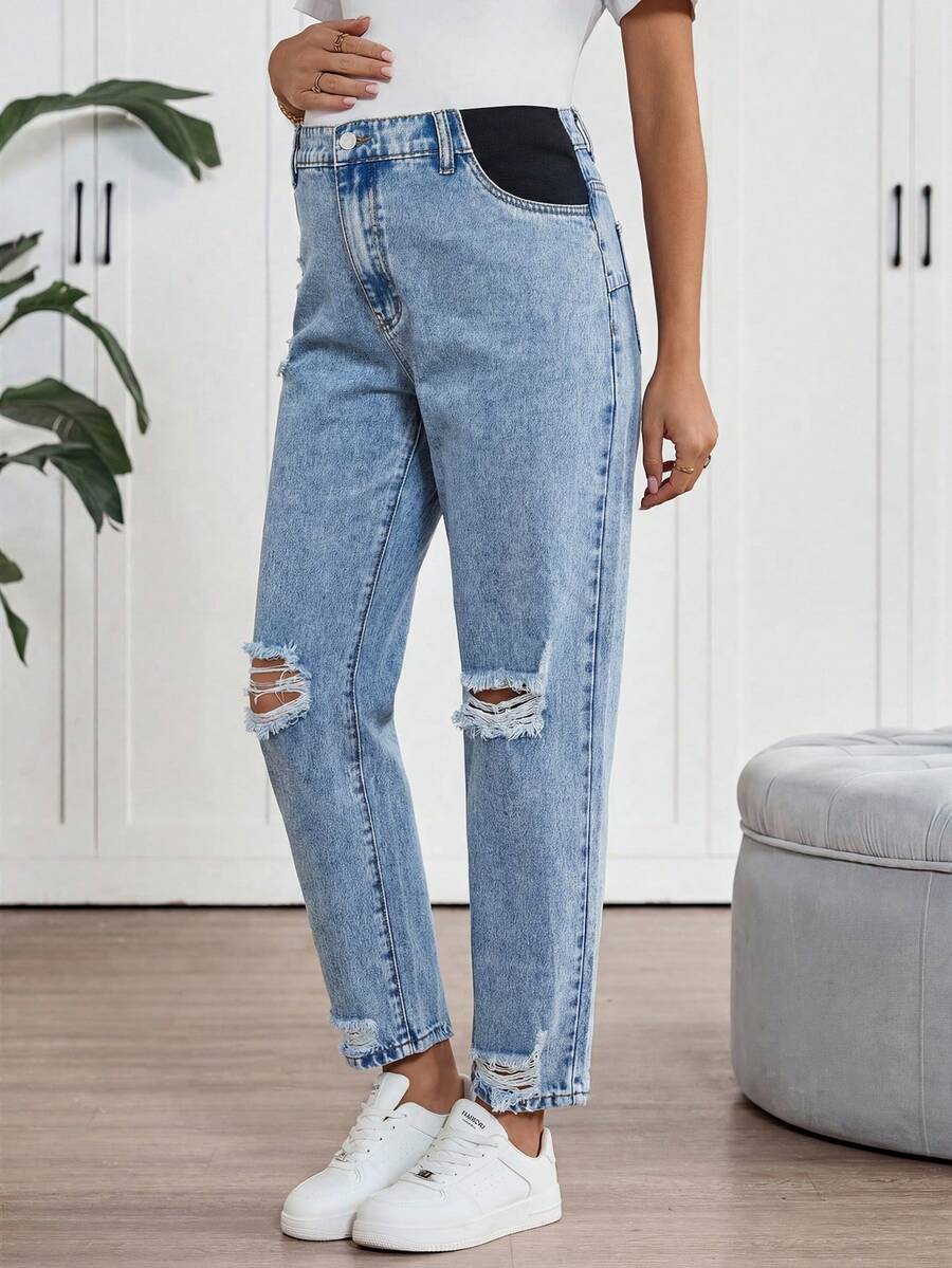 Light Blue Cropped Maternity Denim Jeans – High-Waisted Regular Fit Straight Leg Jeans with Pockets and Zipper Fly for Casual, Office, and Streetwear