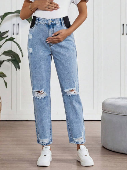 Light Blue Cropped Maternity Denim Jeans – High-Waisted Regular Fit Straight Leg Jeans with Pockets and Zipper Fly for Casual, Office, and Streetwear