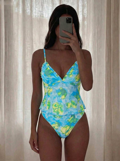 Women's 2-Piece Floral Camisole Bikini Set - Spaghetti Strap, Frill Trim, Hipsters, Multicolor