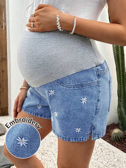 Maternity Denim Shorts - High Waist, Ribbed Patchwork, Pockets, Loose, Light Wash Blue