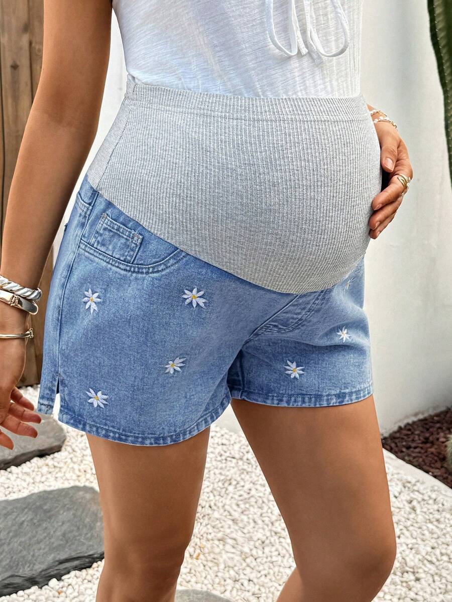 Maternity Denim Shorts - High Waist, Ribbed Patchwork, Pockets, Loose, Light Wash Blue