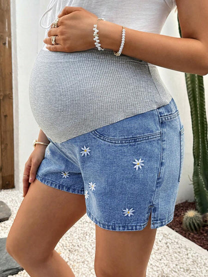 Maternity Denim Shorts - High Waist, Ribbed Patchwork, Pockets, Loose, Light Wash Blue