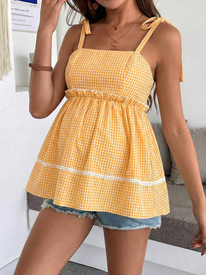 Yellow Plaid Maternity Camisole – Casual Sleeveless V-Neck Strappy Summer Tank Top with Flared Hem for Beach & Everyday Wear