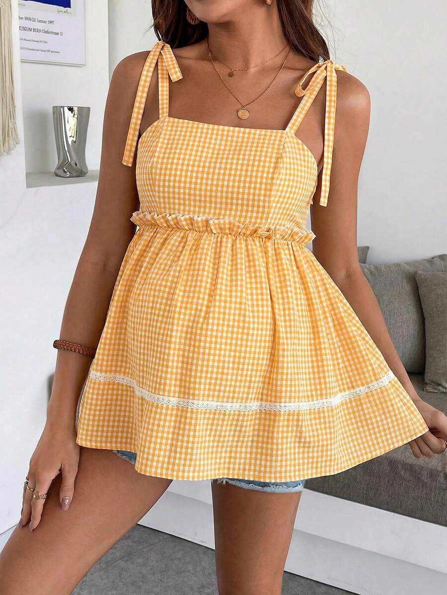 Yellow Plaid Maternity Camisole – Casual Sleeveless V-Neck Strappy Summer Tank Top with Flared Hem for Beach & Everyday Wear