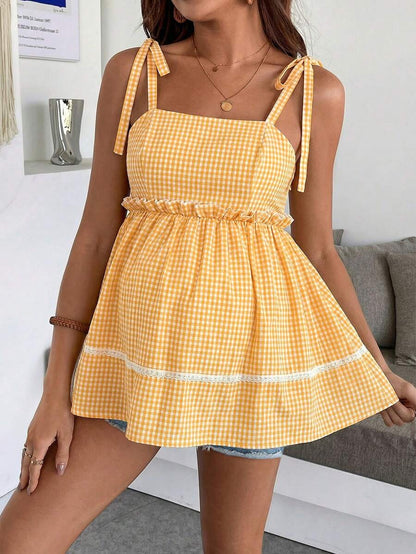 Yellow Plaid Maternity Camisole – Casual Sleeveless V-Neck Strappy Summer Tank Top with Flared Hem for Beach & Everyday Wear