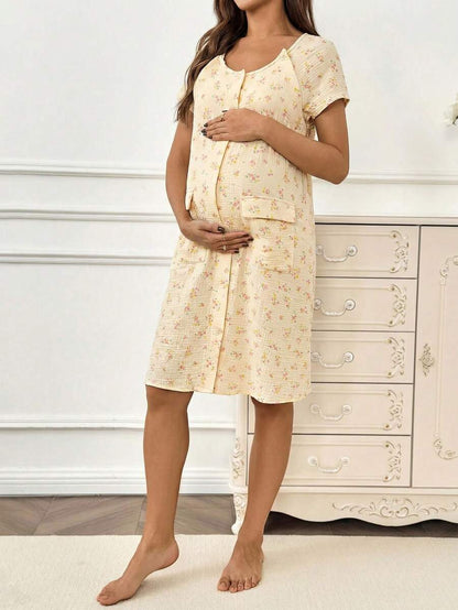 Multicolor Ditsy Floral Cotton Maternity Maxi Dress with Raglan Short Sleeves and Scoop Neck – Loose Fit Jacquard Woven Loungewear