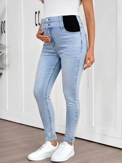Light Wash Slim Fit Maternity Cropped Jeans with Contrast Belt Loop Detail – Elastic Waist Skinny Denim for Country Concerts & Casual Wear