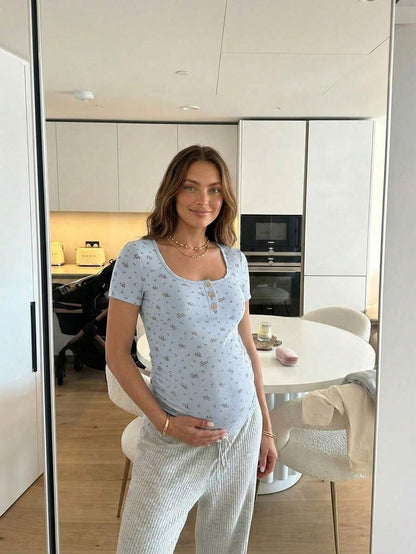 Maternity Grey Ditsy Floral Square Neck Short Sleeve T-Shirt - Slim Fit Knitted Summer Top for Pregnant Women