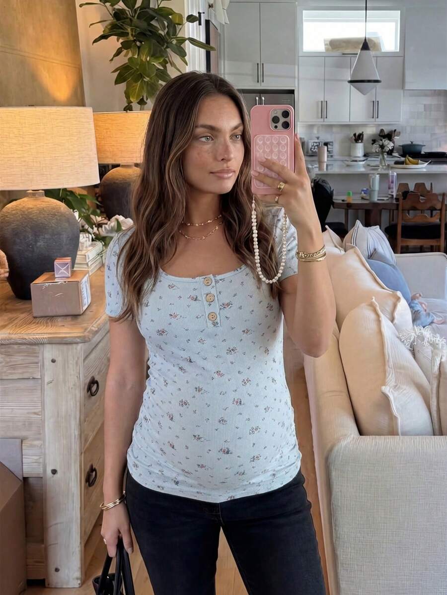 Maternity Grey Ditsy Floral Square Neck Short Sleeve T-Shirt - Slim Fit Knitted Summer Top for Pregnant Women