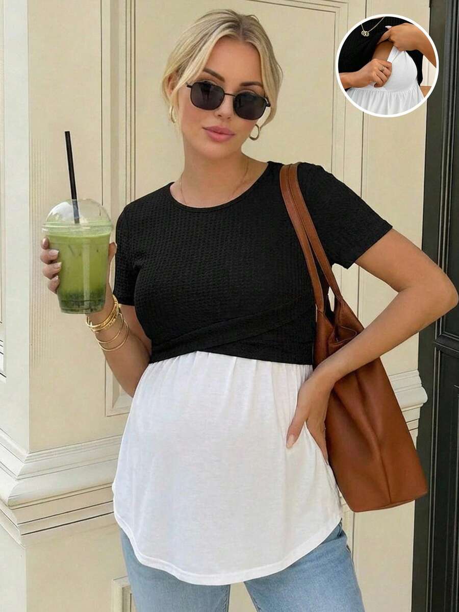 Black and White Colorblock Patchwork Nursing Top – Slim Fit Knitted Short Sleeve Maternity Shirt for Daily Wear and Nursing Access