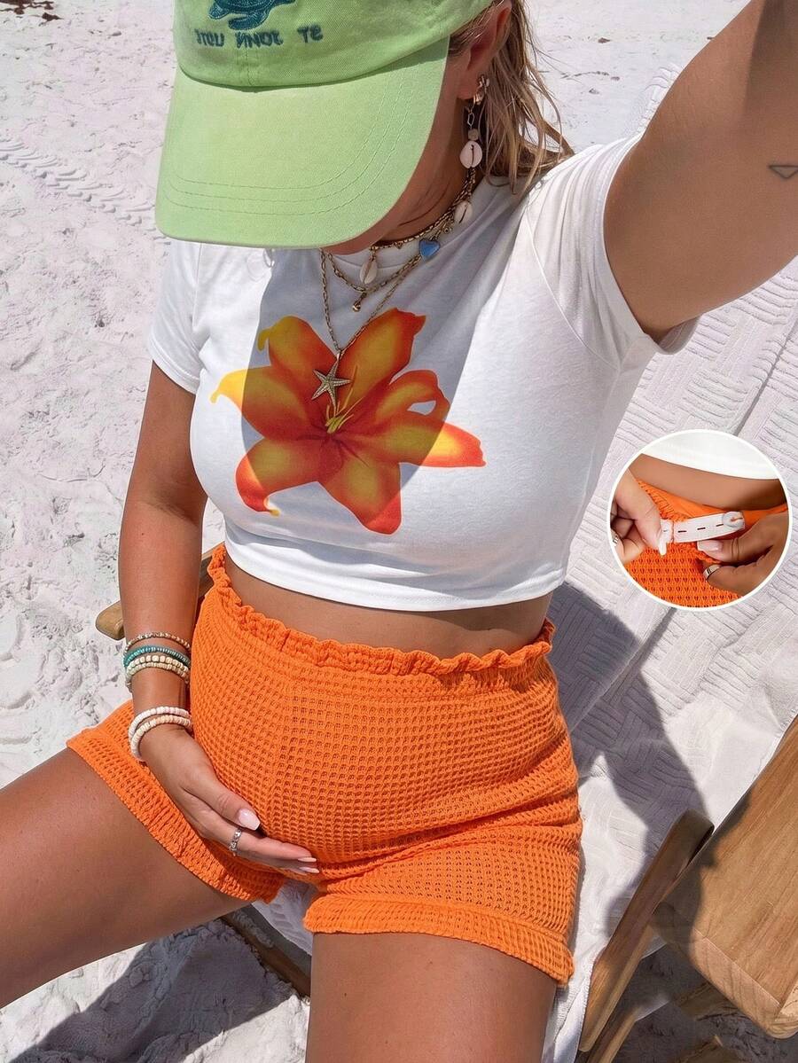 Maternity Floral Print 2 Piece Short Set White Colorblock Crop Tee and High Stretch Mini Shorts Summer Casual Beach Vacation Outfit