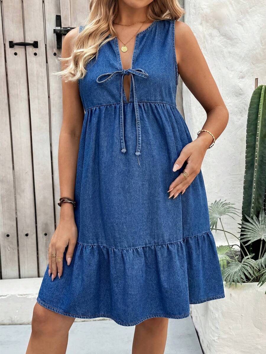 Blue Denim Spaghetti Strap Maternity Mini Dress with Bow Ruffle Hem – Chic Sleeveless V-Neck Summer Maternity Dress for Casual & Party Wear