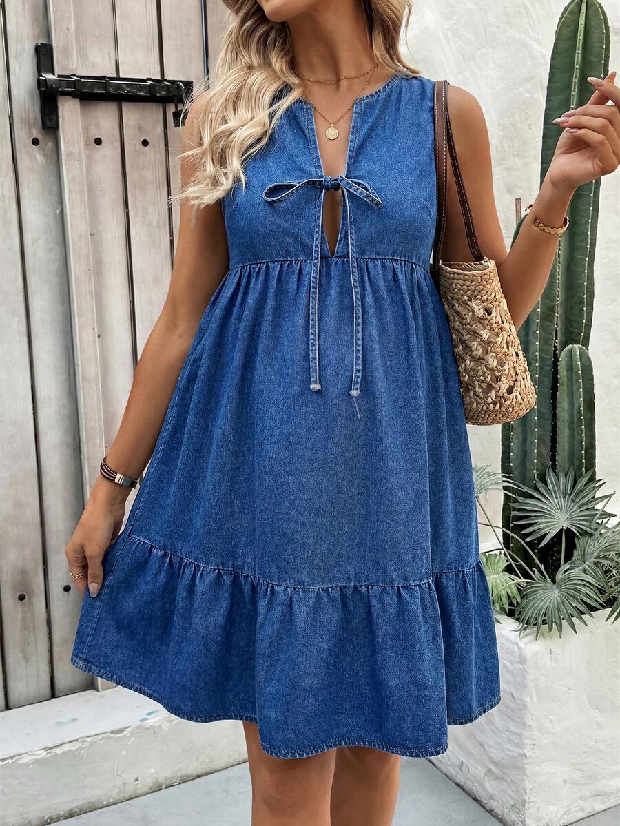 Blue Denim Spaghetti Strap Maternity Mini Dress with Bow Ruffle Hem – Chic Sleeveless V-Neck Summer Maternity Dress for Casual & Party Wear