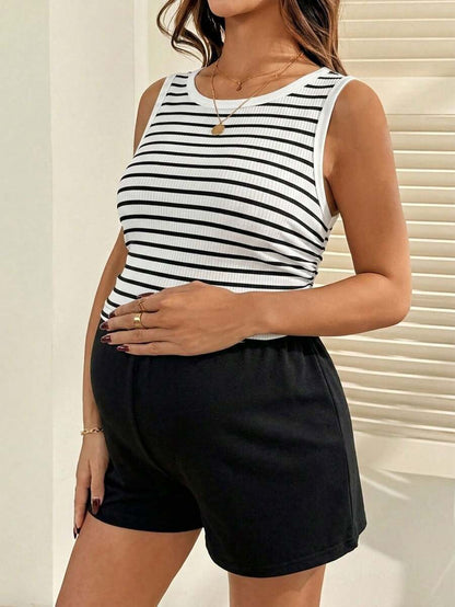 Gray Maternity Two-Piece Set – Soft Casual Summer Outfit
