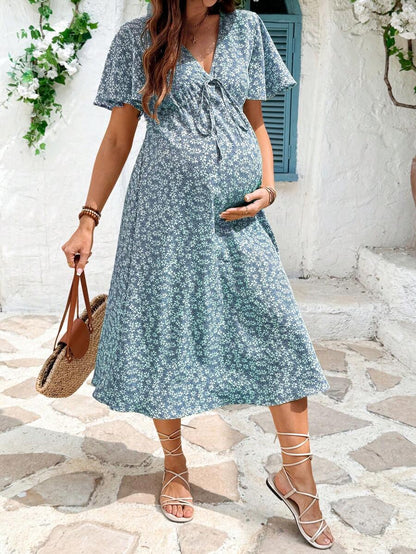 Maternity Floral A-Line Midi Dress - V Neck, Short Sleeve, Padded, Regular Fit, Blue