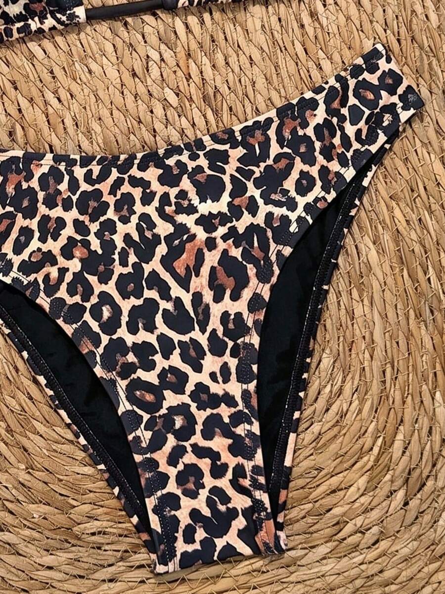 Swim Vcay 2026 Spring/Summer Women's Spaghetti Strap Halter Neck Black Base White Polka Dot Random Print Sweet Cute Side High Cut Bikini Swimwear 2-Piece Set Vacation Bikini Set Pink Bikini Set High Leg Bikini Set Modest Bikini Set Bikini Set