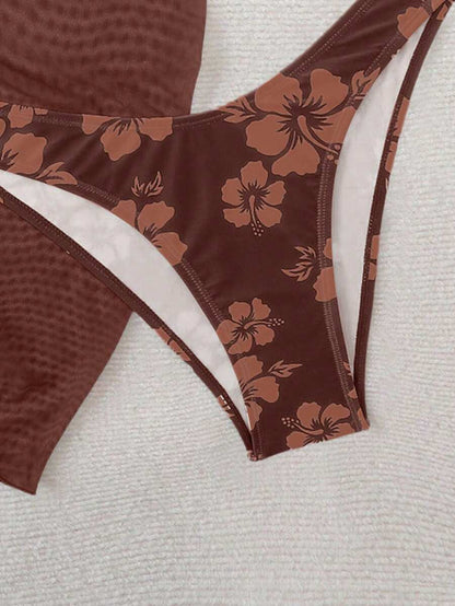 Women's 3-Piece Shell Print Bikini Set - V-Neck Halter, Triangle, Side Tie Skirt, Multicolor