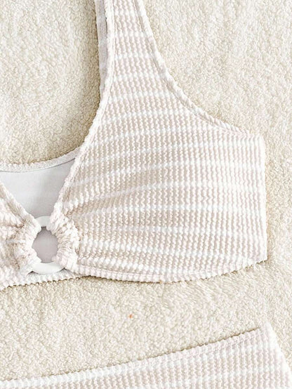 Swim Vcay Women's Summer Beach Striped Fashionable Bikini And Triangle Panty Swimwear Set, Women Vacation Outfit Sets, Beach Outfits For Woman 2 Piece